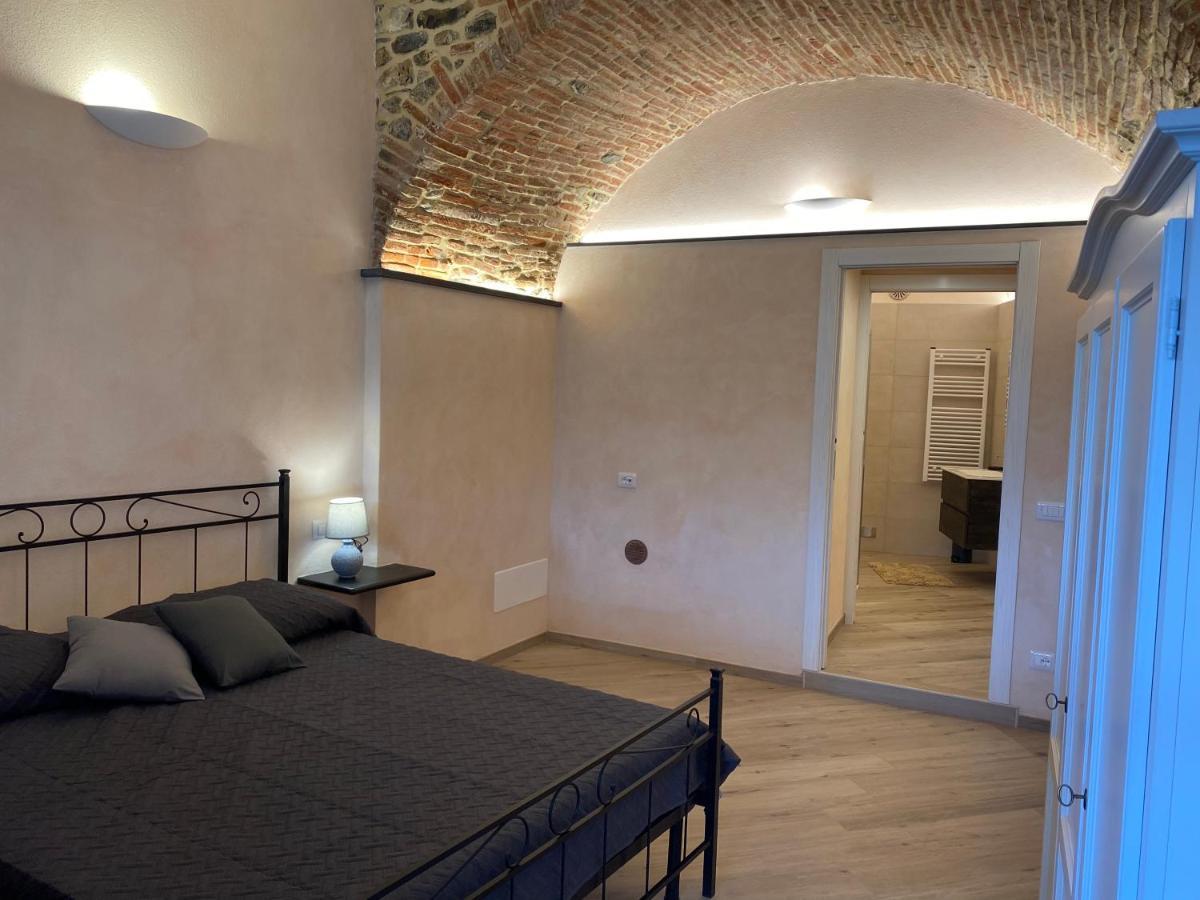 Апартаменты La Dimora Del Borgo Леванто Экстерьер фото