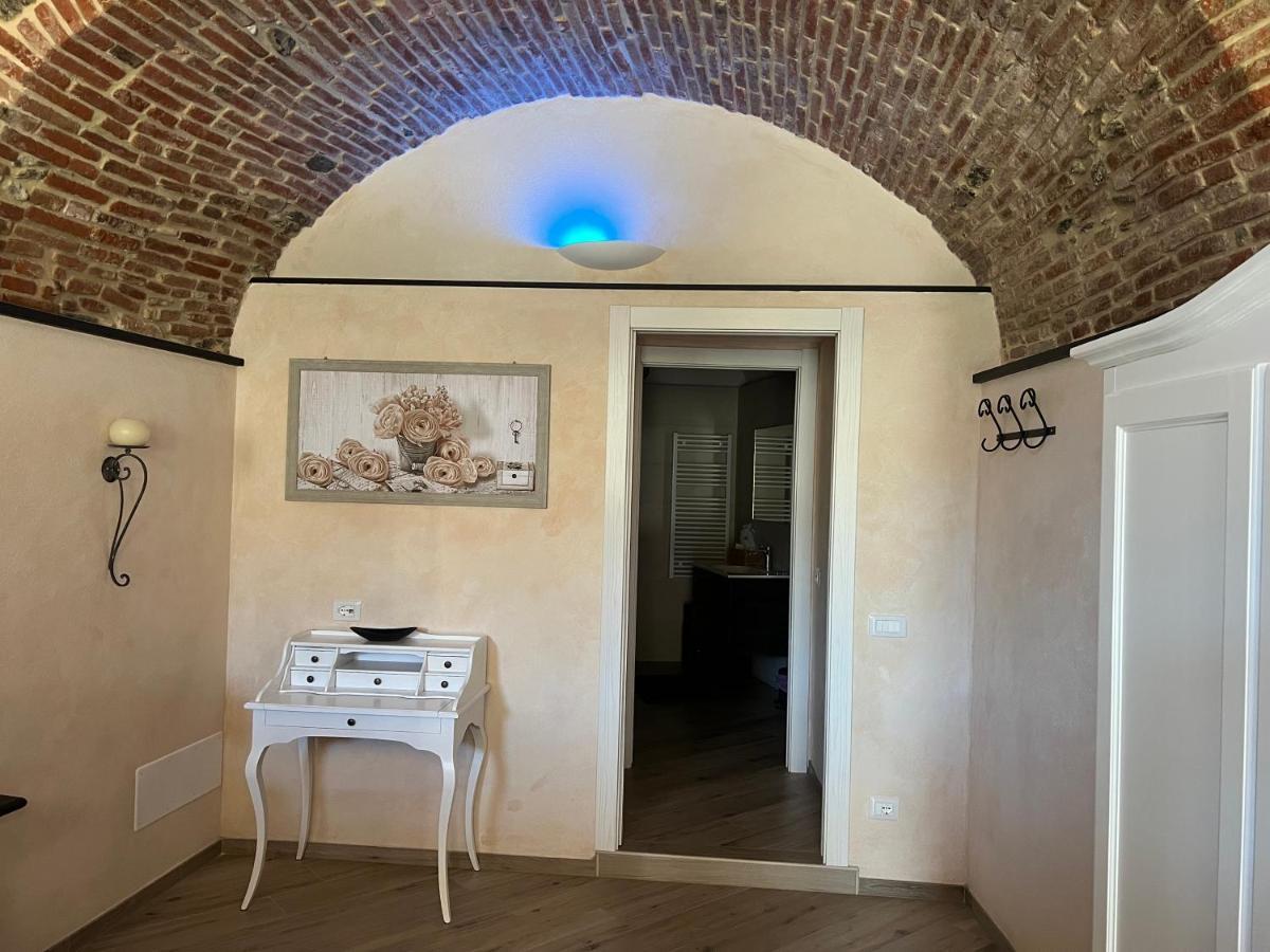 Апартаменты La Dimora Del Borgo Леванто Экстерьер фото